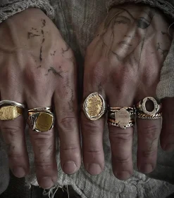 Tó Garal Bague Let the poem Seduce you 