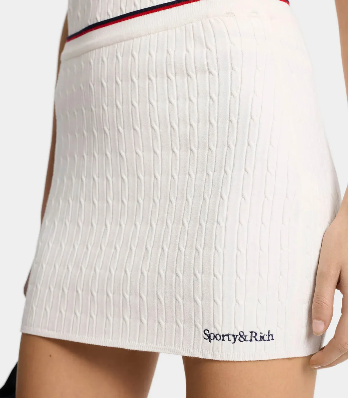 Sporty & Rich Jupe Serif Logo Mini Cable Off White/Navy*Femme Bas