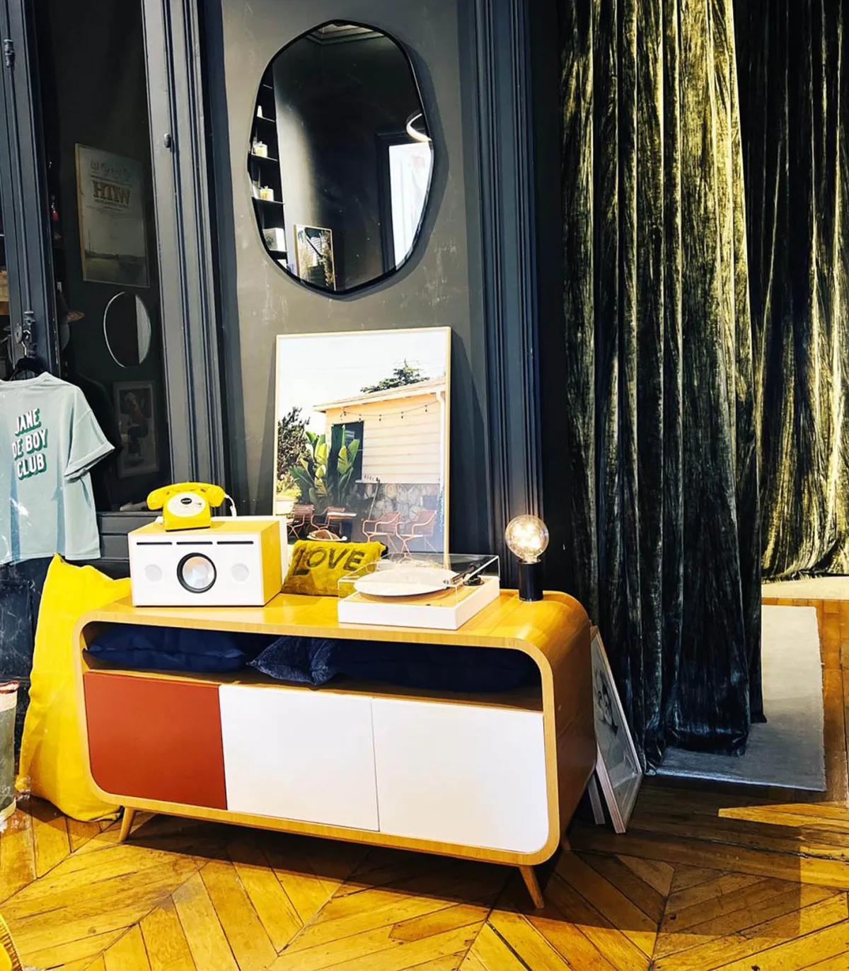 M Nuance Miroir biseauté irrégulier 66 x 85 cm* Mobilier